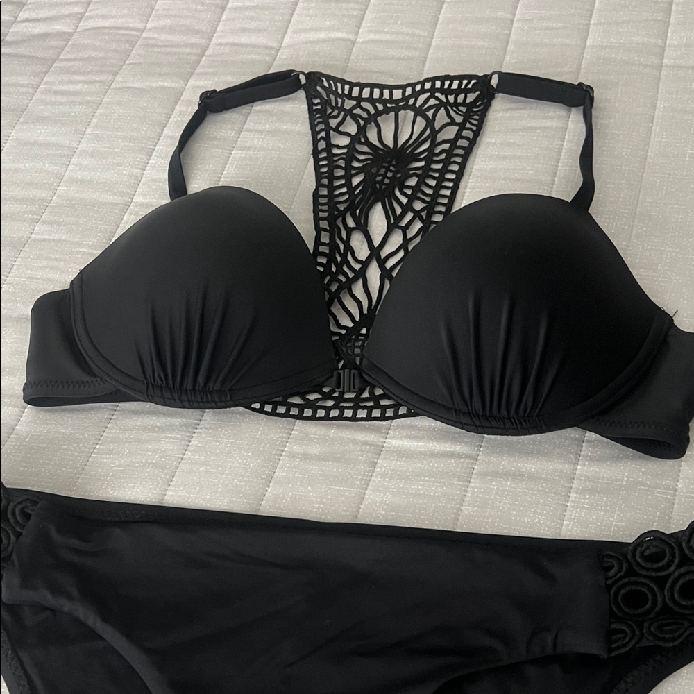 Elegant Black Women's Swimwear Set size 8 / tag for size and brand is removed